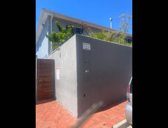 2 BEDROOM PROPERTY TO RENT IN VREDEHOEK